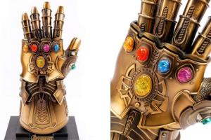 Metal Infinity Gauntlet with 6 LED Gemstones