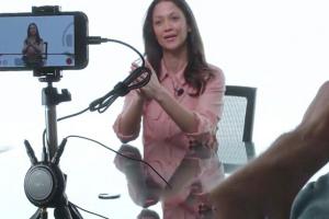 Saramonic SmartV2M Dual Lavalier Microphone Audio Interface for iOS/Android