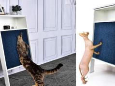 IPKIG Cat Scratcher Console Table