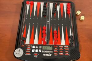 Halex Magnetic Piece Sensing Backgammon Computer