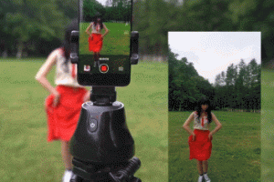 Apai Genie Robot Cameraman for iPhone / Android with Face Tracking