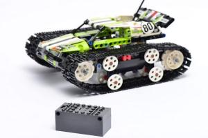 BuWizz 2.0 Ludicrous Bluetooth Remote Control for LEGO Models