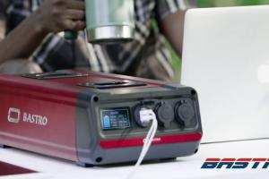 BASTRO App Connected Portable Power Station