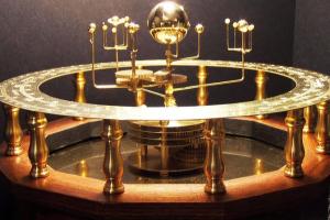 Handmade Grand Orrery with 9 Planets