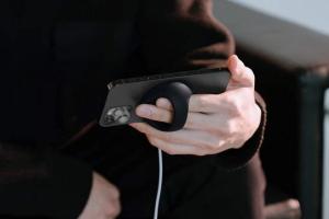 elago Grip Stand for MagSafe