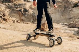 Behemoth: Self-Leveling All-Terrain E-Board
