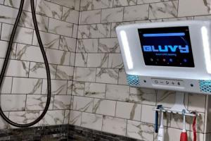 Bluvy: 10″ Android Shower Gadget with Bluetooth, UVC