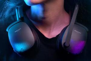 ROCCAT Syn Pro Air Wireless 3D Audio RGB Gaming Headset