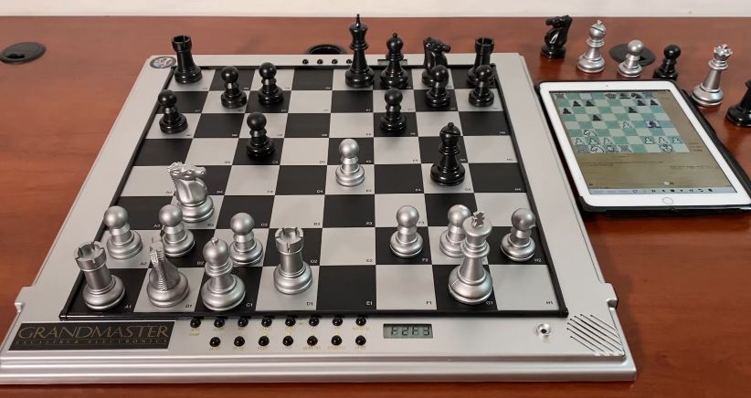Excalibur Grandmaster Auto Sensory Electronic Chess Board Computer