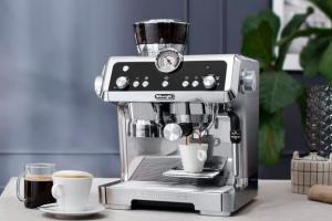 La Specialista Espresso Machine with Sensor Grinder & Dual Heating System