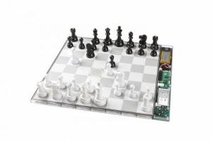 DGT Centaur Crystal Edition Smart Chessboard