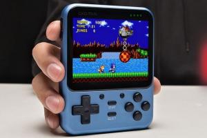 GKD Pro Handheld Retro Game Console