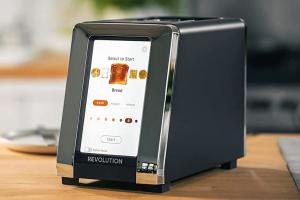 Revolution InstaGLO Touchscreen Toaster (R180)