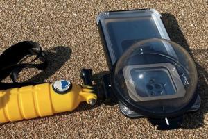 Mobile Mini Dome Smartphone Case for Over/Underwater Photos