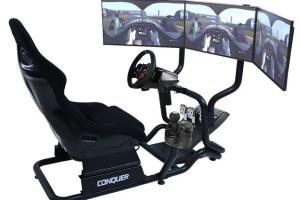 Conquer Pro Racing Simulator Chair with Triple Monitor Mount
