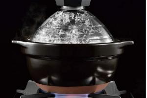 Hario “Gohan Gama” Open Fire Rice Cooker