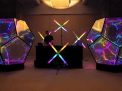 ETEREshop 6.2ft Human-Sized LED Infinity Mirror Dodecahedron