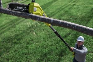 RYOBI 18V ONE+ HP Brushless 8″ Cordless Pole Saw