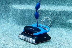 Dolphin Nautilus CC Plus Robotic Pool Cleaner