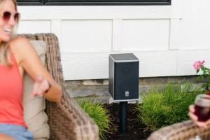 Lodge Solar Powered Landscape Bluetooth Speakers