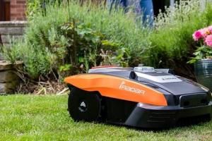 Yard Force Compact 400RiS Alexa Compatible Robotic Lawnmower
