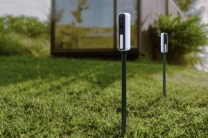 Reli Light Cam D1 Smart Outdoor Security Camera