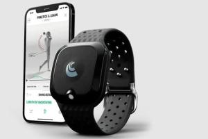 deWiz Smart Golf Swing Modifier with Electric Pulse Feedback