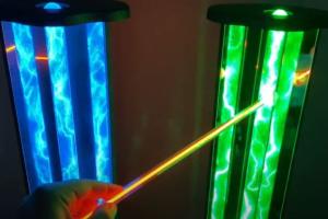 Can You Imagine Blue & Green Crackle Tubes