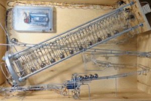 Chris Toews’ Archimedes Screw Rolling Ball Sculpture with Arduino