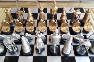 Salvador Dali Chess Set