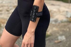 Chubby Buttons 2 Wearable Bluetooth 5.1 Button Remote for Android, iPhone