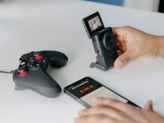 Canon PowerShot V10 Pocket 4K Vlogging Camera with Built-in Stand