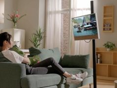 FloatTV: Foldable 27″ Android-Based TV On Wheels with Battery