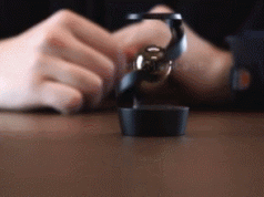 Mezmoglobe Luna Anti-Gravity Illusion Desk Toy