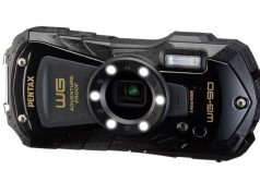 PENTAX WG-90 Freezeproof Shockproof Camera with LED Ring Light