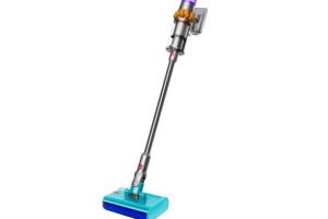 Dyson V15s Detect Submarine Vacuum with Motorized Wet Roller