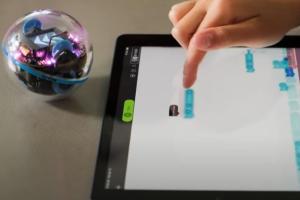 Sphero BOLT+ Educational Programmable Robot with 128×128 LCD Screen