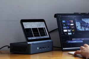 Miniproca Ryzen 9 6900HX Mini PC Has a 7-inch Screen
