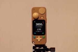 LIT DUO 1 6-in-1 Light Meter for Filmmakers & Photographers