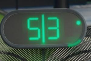 Dropshot Apple Watch Connected Pickleball Scoreboard