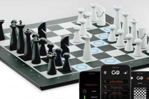 GoChess Mini Chessboard for Lichess & Chess.com & AI Coaching with Lights