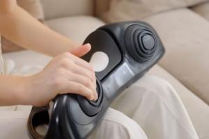 AcheFly 3-in-1 Neck Traction Device with Heat