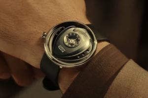 FIYTA Space Shuttle Watch Hits Kickstarter