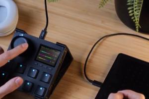 VSN1 Modular Controller for Content Creators