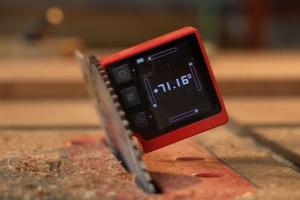 QUBE Smart Angle, Level, and Distance Measuring Gadget
