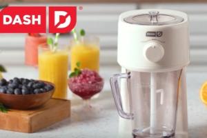 Dash Deluxe Shaved Ice & Slushy Maker