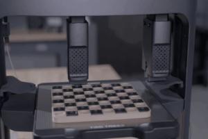 Praxitron: Dual Head 3D Printer with 7-inch Screen, Auto Leveling