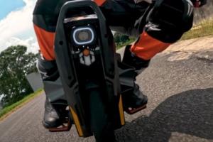 INMOTION P6 Electric Unicycle with 93 mph Top Speed Debuts
