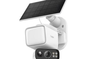Tapo 2K Dimmable Floodlight Security Camera (C615F) with Solar Panel