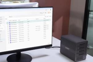 Eaget Minis: Mini AI Server with Dasset Support